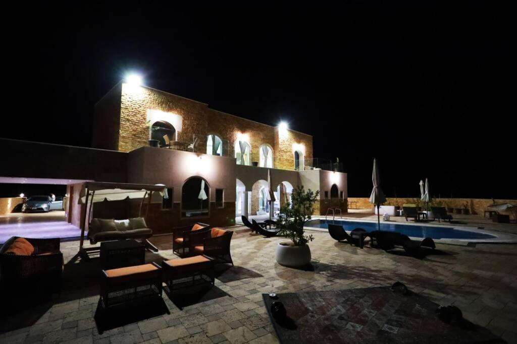 Villa Sea Breeze Sweimeh Luaran gambar
